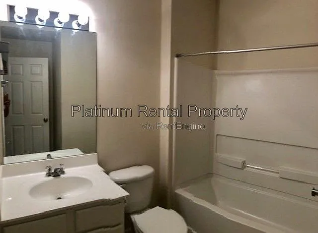 221 Balaban Cir — Photo 24