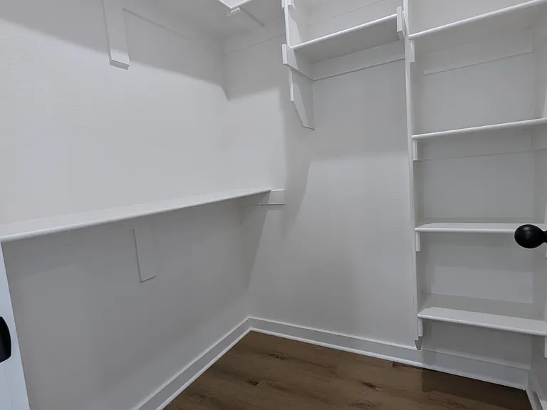 543 Cosmos St — Photo 10