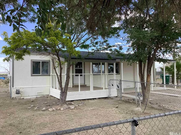 2640 Ramsey St, Silver Springs, NV 89429