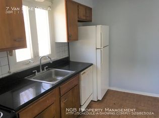 7 Van Dyke Rd #A, Albany, NY 12205