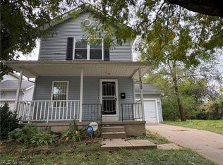 7310 Colfax Rd, Cleveland, OH 44104