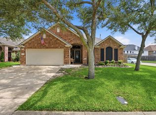 2121 Sugar Hill Dr, Deer Park, TX 77536