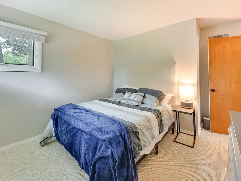 33460 N Lakeview Ct — Photo 23