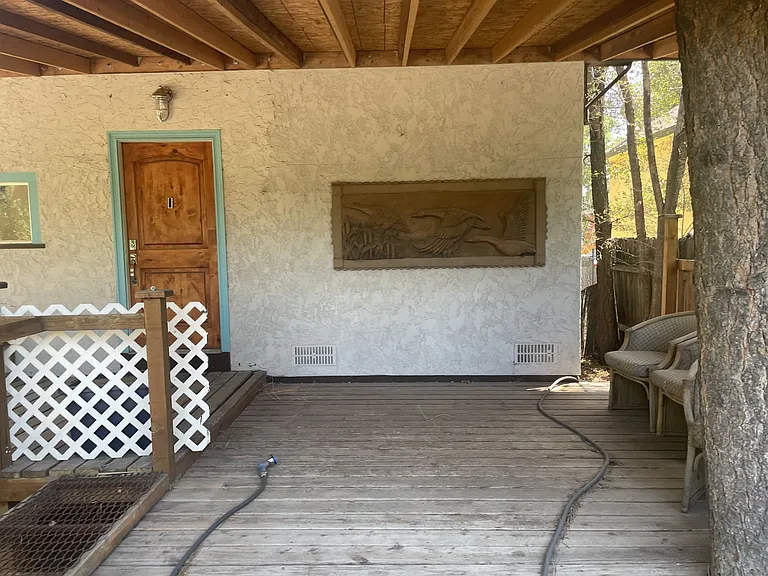 515 Bellevue Pl — Photo 17