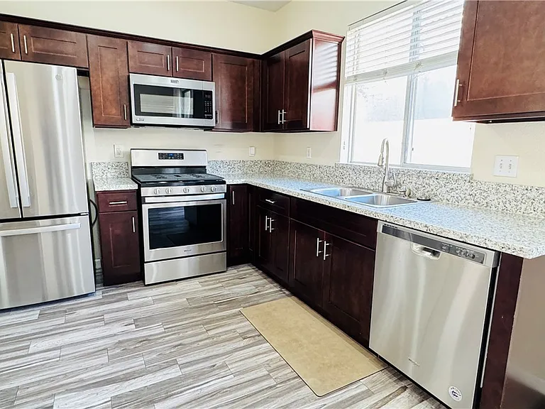 2713 Good Fellows St — Photo 11