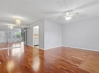 New Hampton, Pembroke Pines, FL 33027