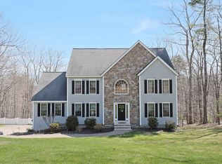 10 Williams Path, Kingston, NH 03848