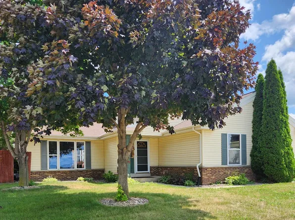 330 Water STREET, Lomira, WI 53048