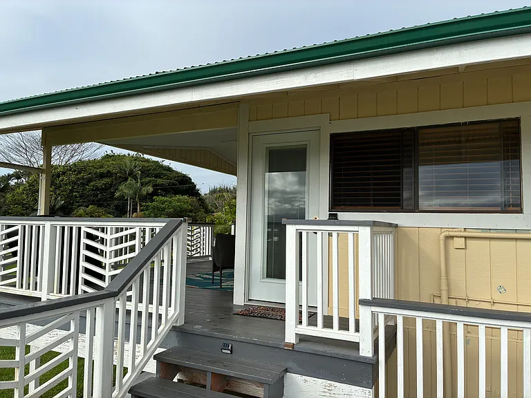 1070 Ainalako Rd — Photo 2