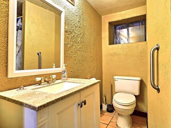 1508 Edith Blvd NE #2