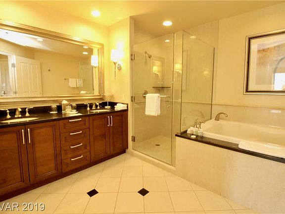 5th image of 145 E Harmon Ave #617