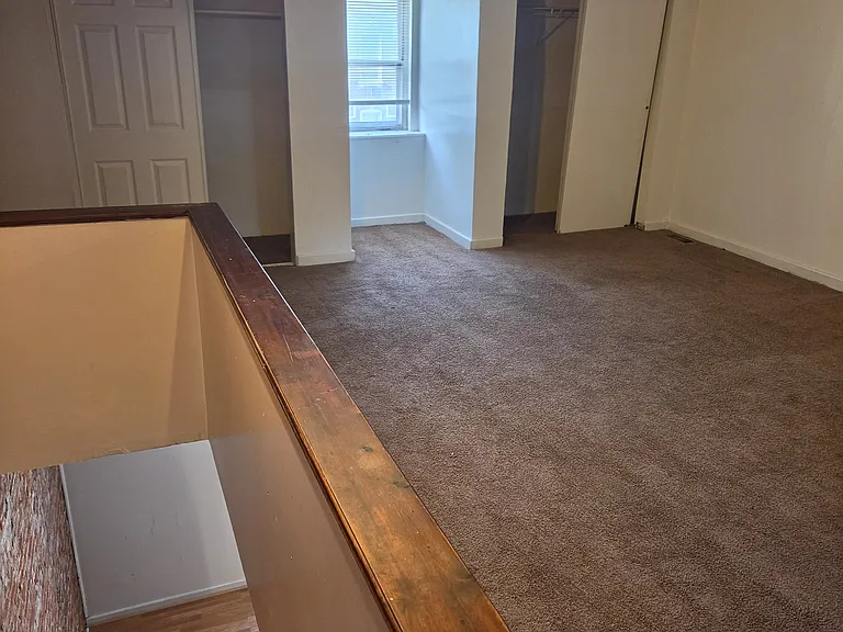 2102 Chippewa St #2 — Photo 12