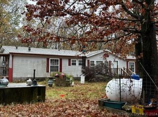 8136 E 585th Rd, Locust Grove, OK 74352