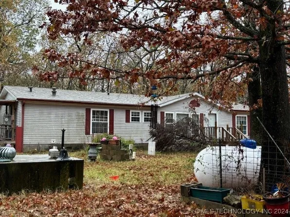 8136 E 585th Rd, Locust Grove, OK 74352