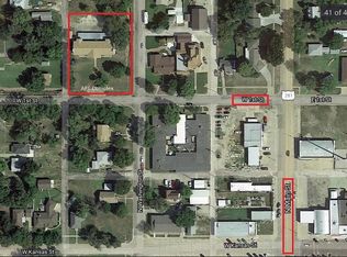 210 W 1st St #9, Smith Center, KS 66967