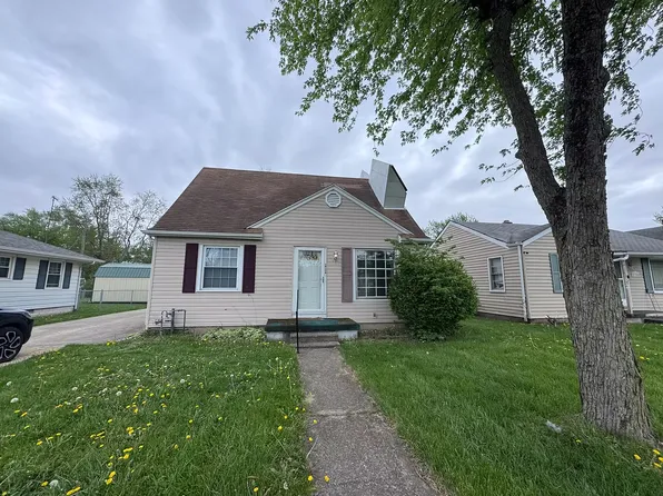 2704 S Macedonia Ave, Muncie, IN 47302
