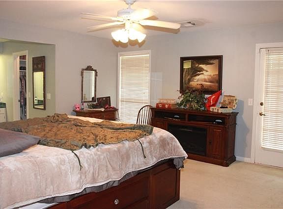 5th image of 50 Park Timbers Dr