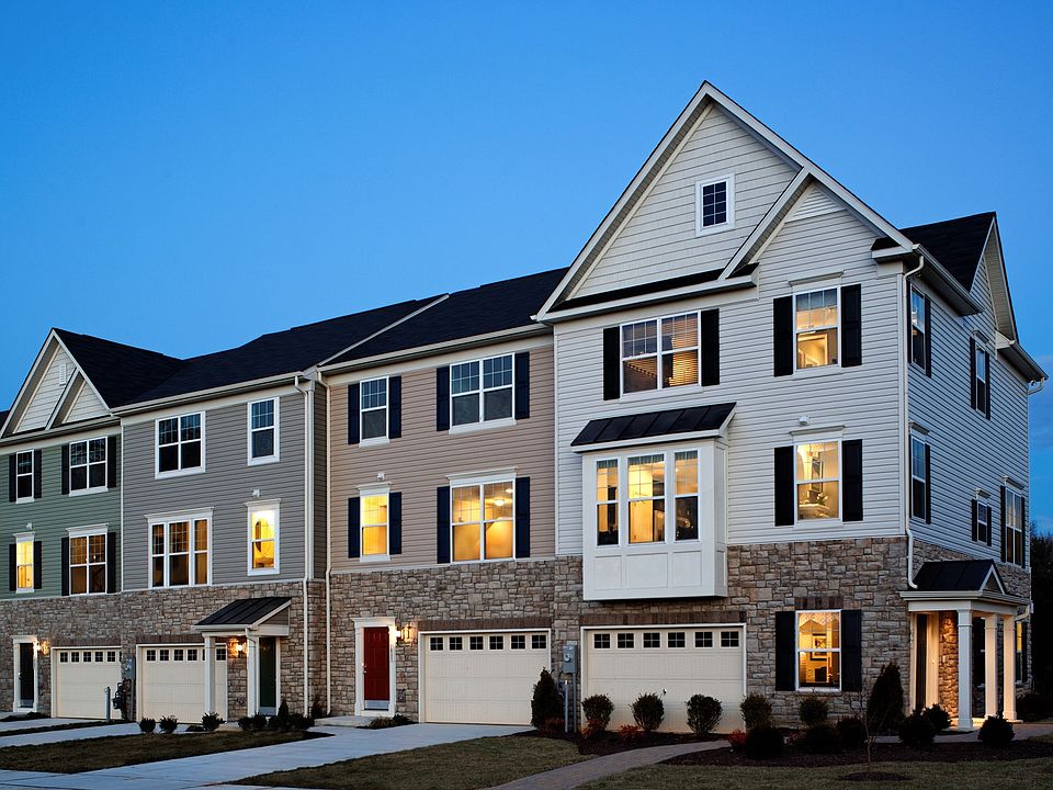 Luxurious Townhomes