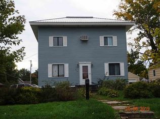 217 3rd St E, Cresco, IA 52136