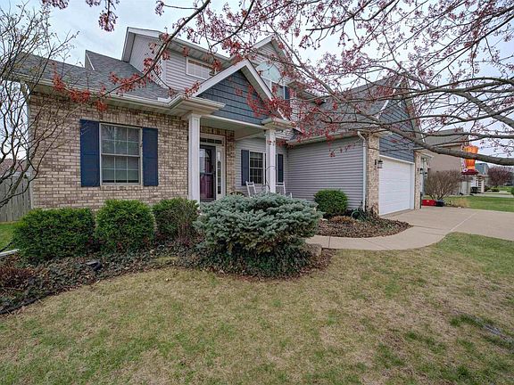 3rd image of 2735 Julie Lane Ct