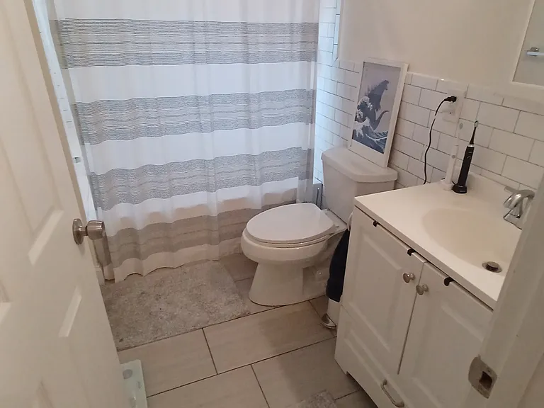 14 Beechcroft St #1 — Photo 6