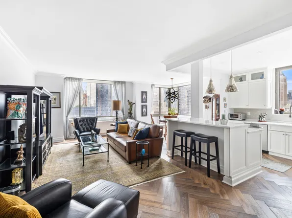 2 Columbus Avenue image 1 of 12