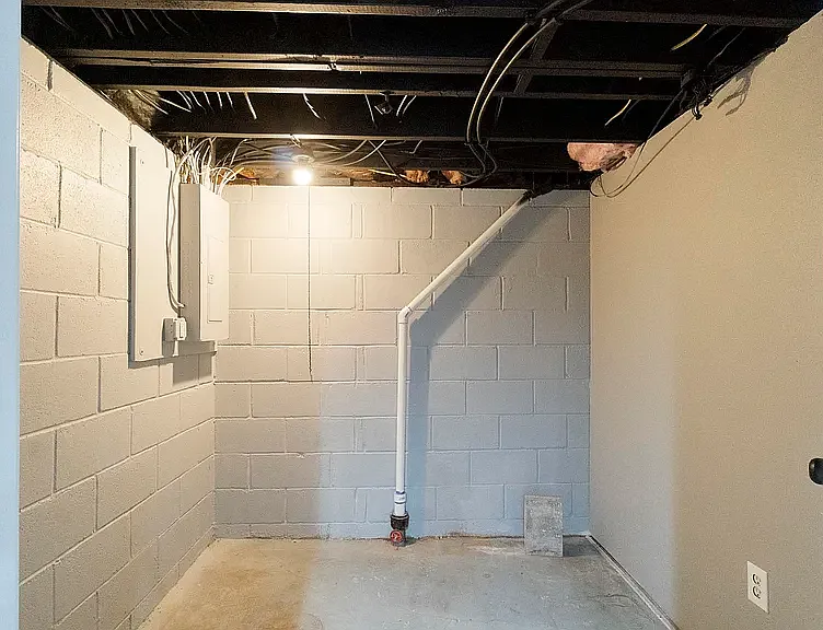 2041 S Cleveland St — Photo 20
