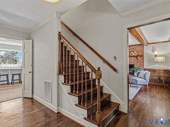 2nd image of 13311 Glendower Rd