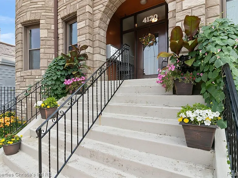 4120 Cass Ave #3 — Photo 3