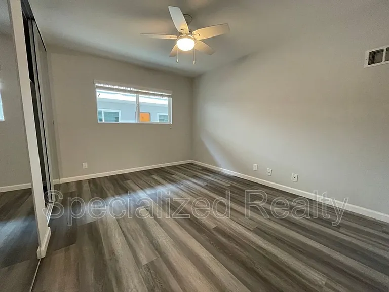 139 N Belmont St — Photo 6