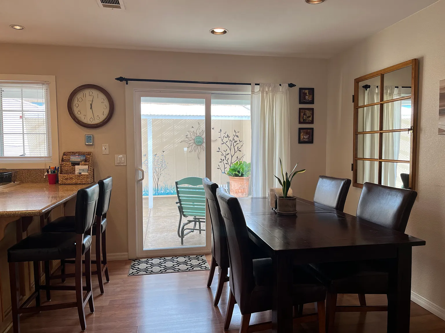 2 bed, 960 sqft, $2,950 — Photo 3