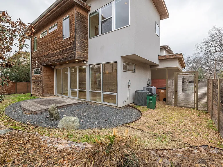 4011 Lewis Ln #B — Photo 24