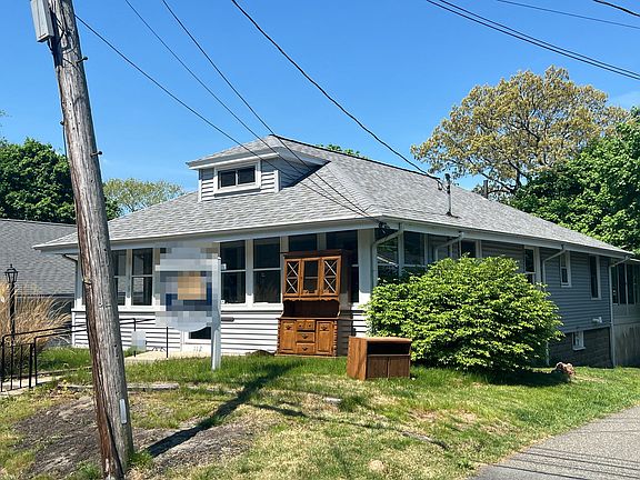 2nd image of 112 Cotton Ave