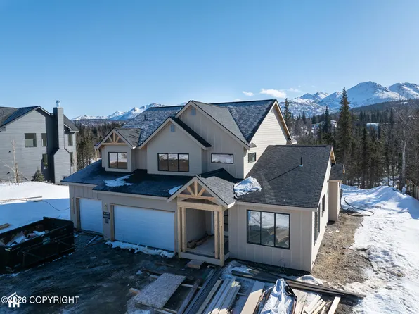14351 Equestrian Cir, Anchorage, AK 99516