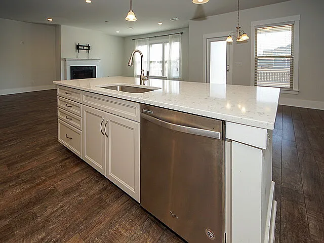 2874 Stonestown Dr — Photo 18