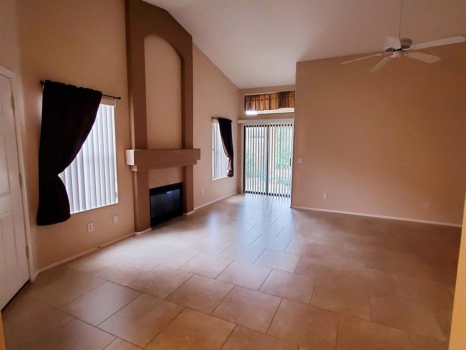 1st image of 3720 W Tonopah Dr