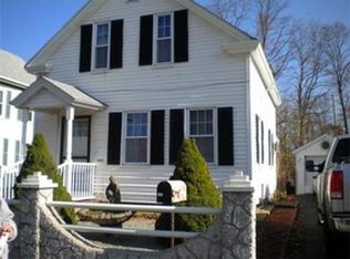 442 Weir St, Taunton, MA 02780