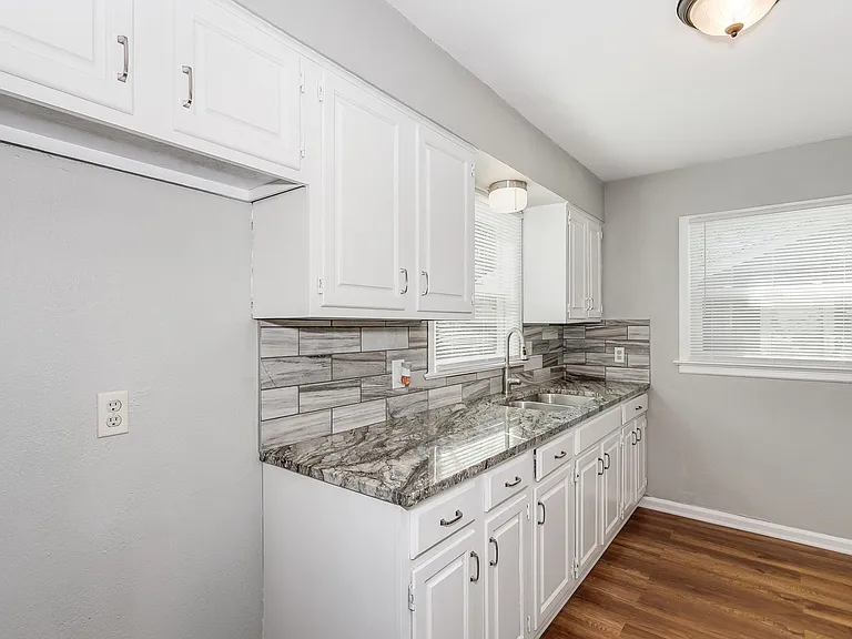 6009 E Gilbert St — Photo 6