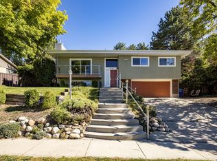2448 E Campus Dr, Cottonwood Heights, UT 84121
