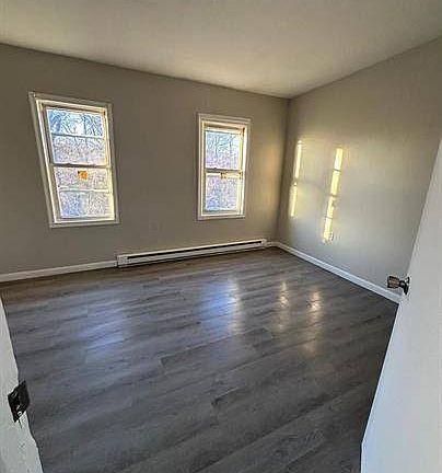 2nd image of 11 Amity Ct Rear 11