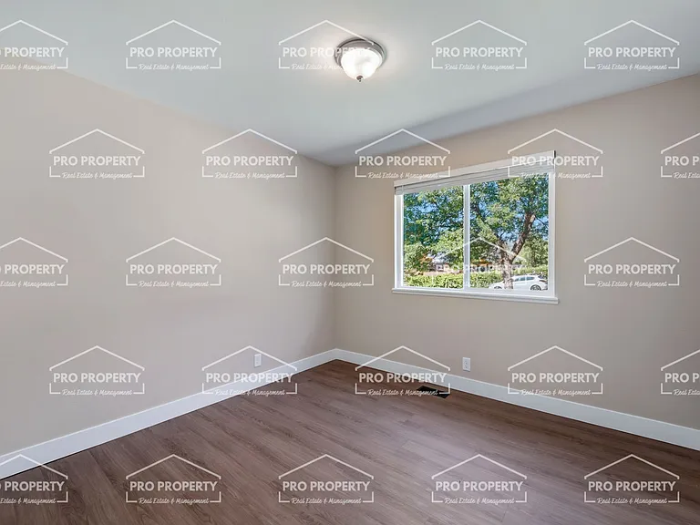 5836 Colby St — Photo 7