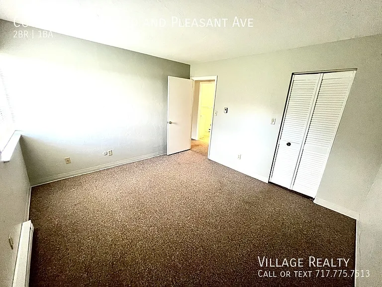 Country Club Rd — Photo 16