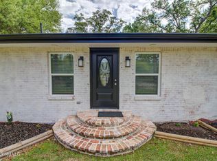 287 Grover Barrett Rd, Picayune, MS 39466