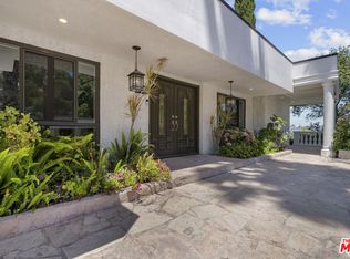 3453 Green Vista Dr, Encino, CA 91436