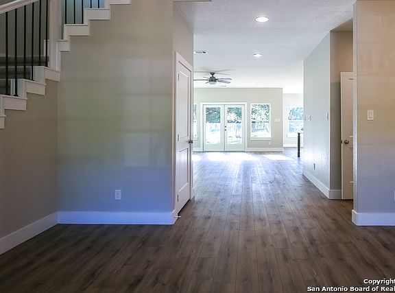 4th image of 27804 Bonn Mountain St