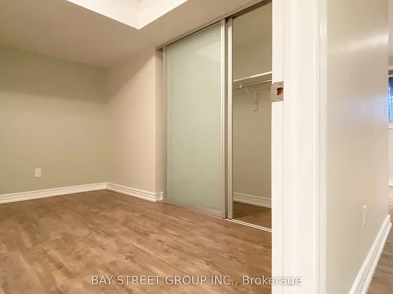 29 Carlton Rd #BASEMENT — Photo 6