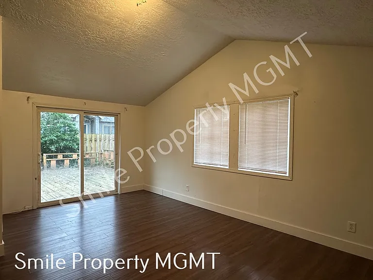 6555 SE 97th Ave — Photo 13