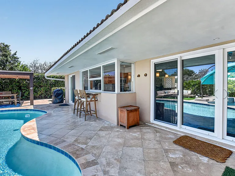 424 SW 7th Way — Photo 39