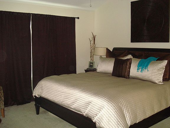 5th image of 575 Forest Lakes Dr