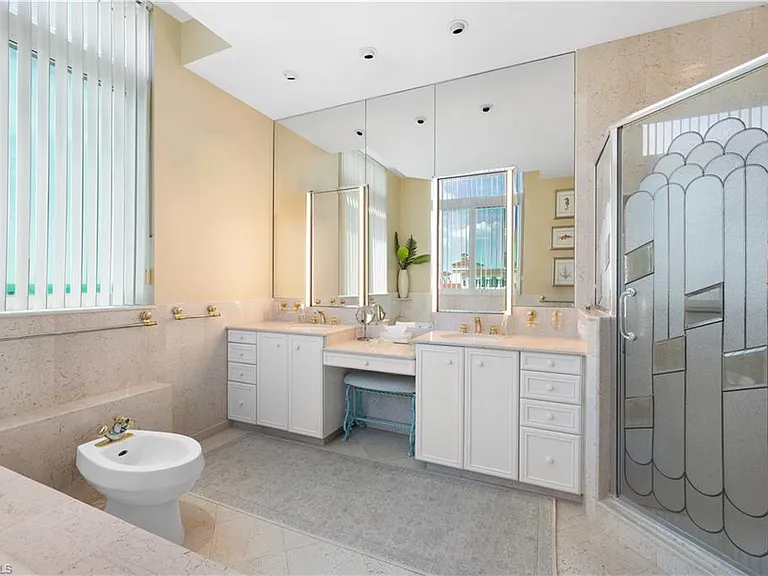 7515 Pelican Bay Blvd #Penthouse D — Photo 28